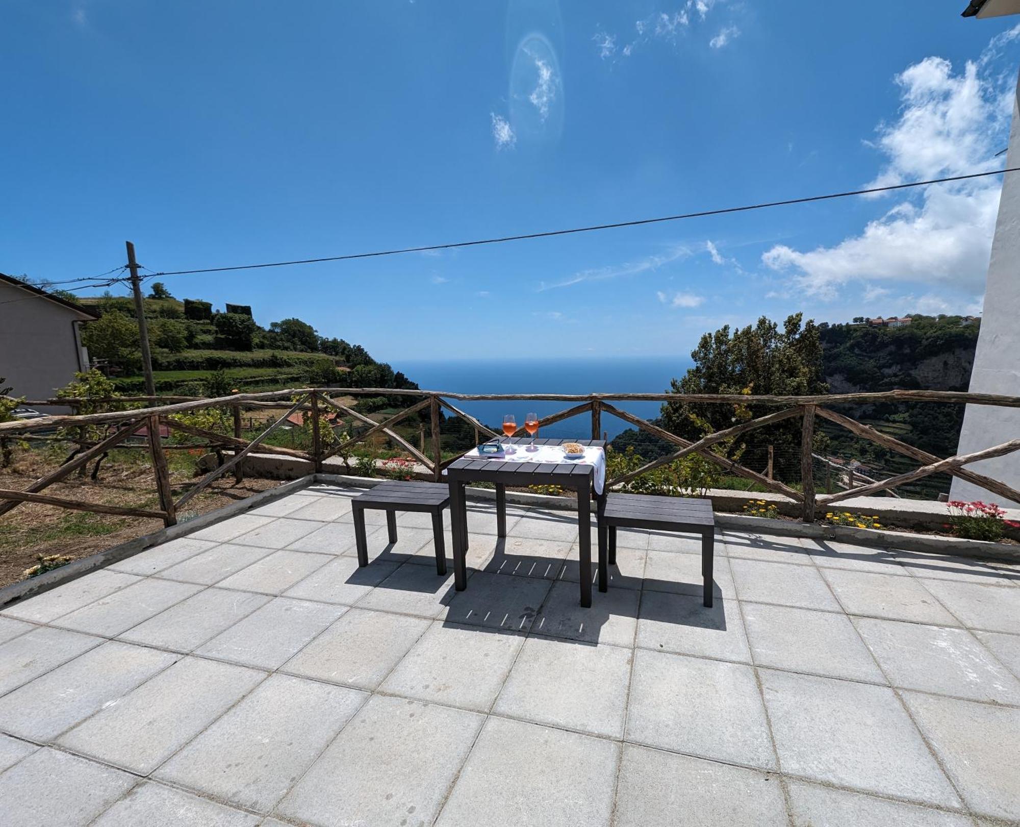 Louis House Ad Agerola Per Amalfi Positano Pompei Villa Room photo